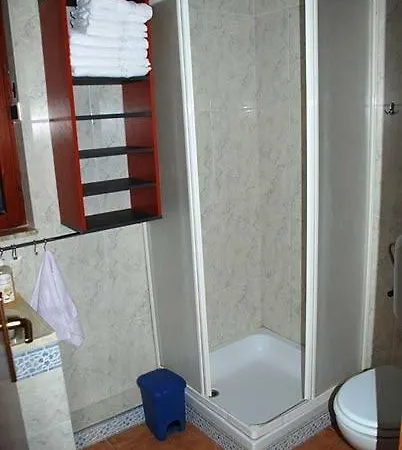 In With Seaview, Terrace, Air Condition, Wifi Lejlighed Pašman